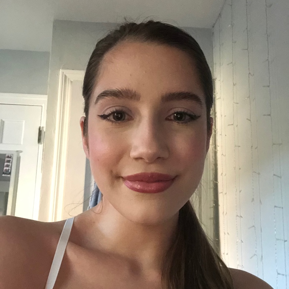 Meet your Posher, Emma